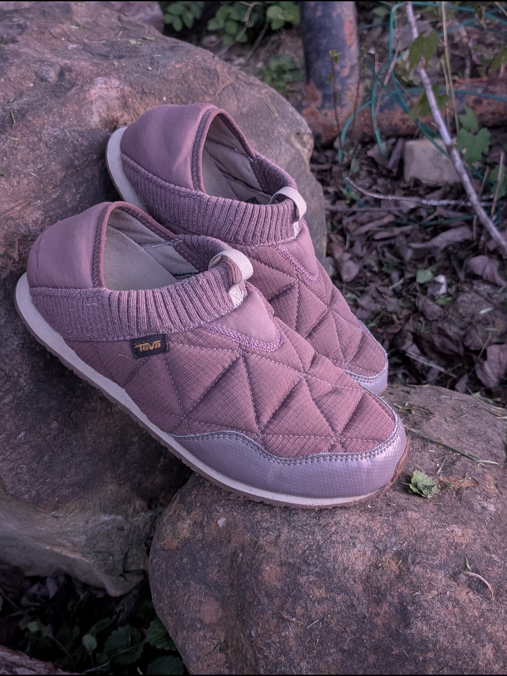 Teva Women's Re Ember Moc Size 8